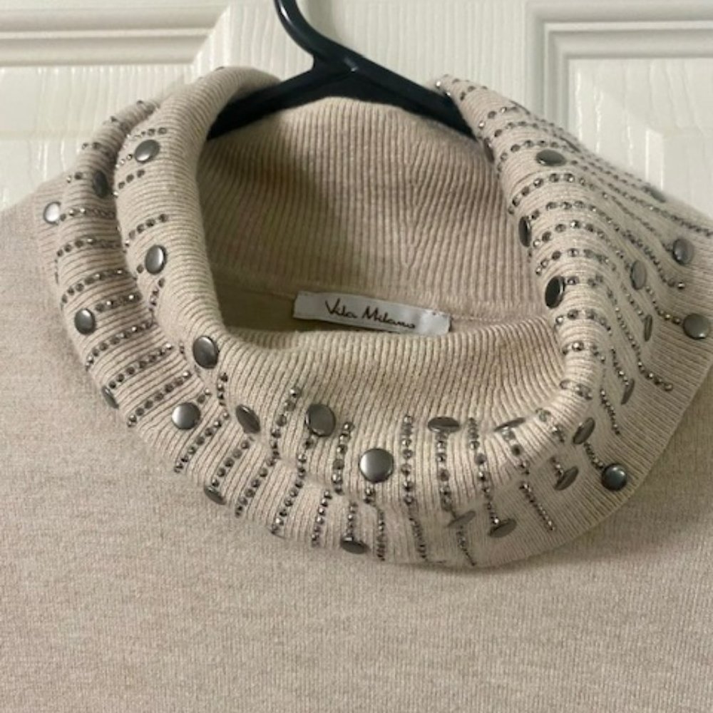 Thin Tan sweater